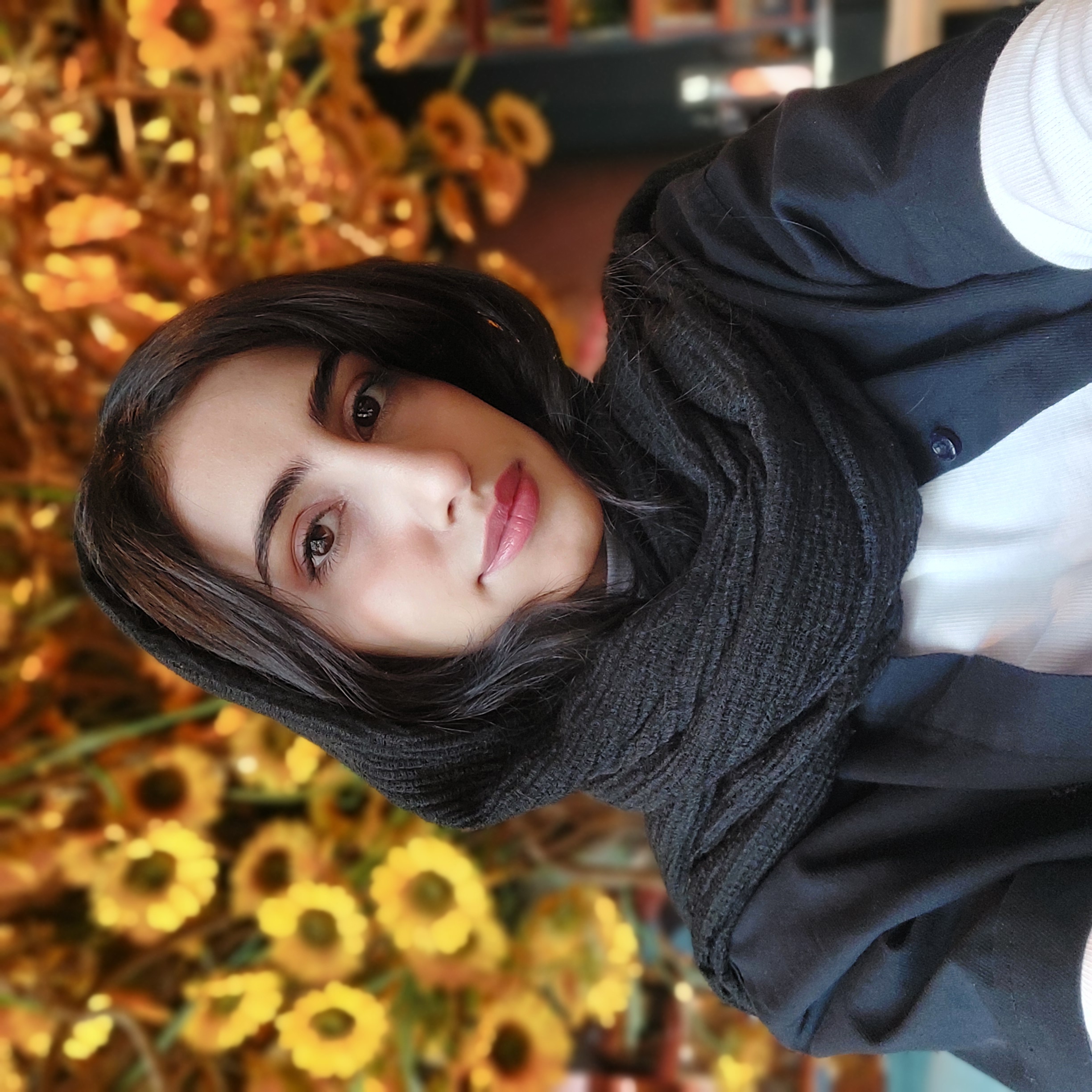 استاد ریحانه حسنی